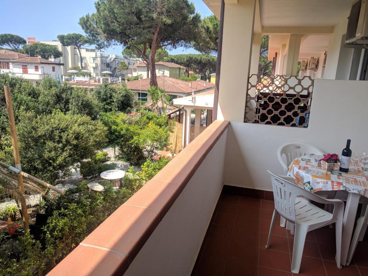 Residence Le Rose Марина-ди-Биббона Экстерьер фото